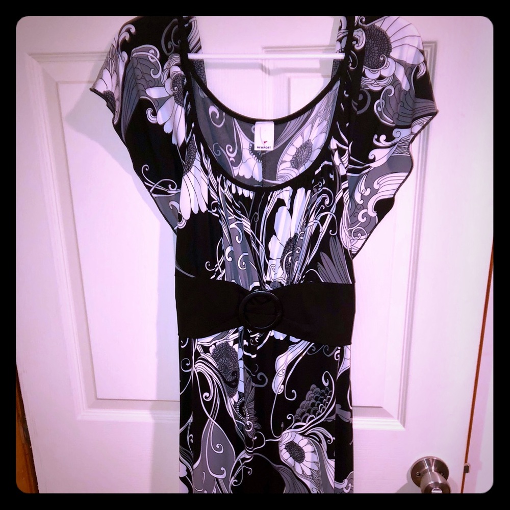 Black, white, & gray floral dress.
